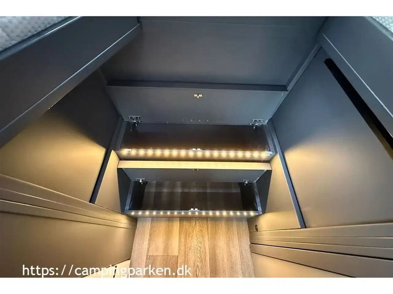 Billede 16 - 2022 - Niesmann+Bischoff iSmove 6.9E Aut. gear   En sjælden mulighed for en brugt Niesmann-Bischoff Ismove 6,9E, luksus i stilrent design