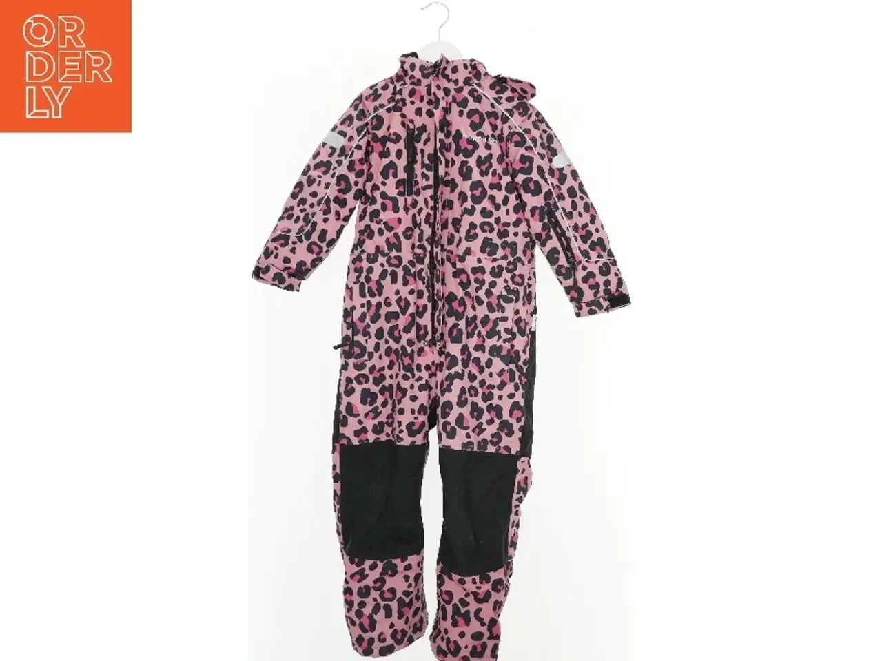 Billede 1 - Flyverdragt med leopardmønster fra Nordbjørn (str. 122)