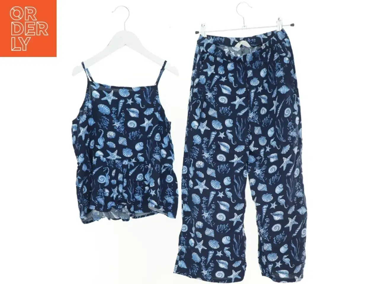 Billede 1 - Sæt fra H&M (str. 152 cm)