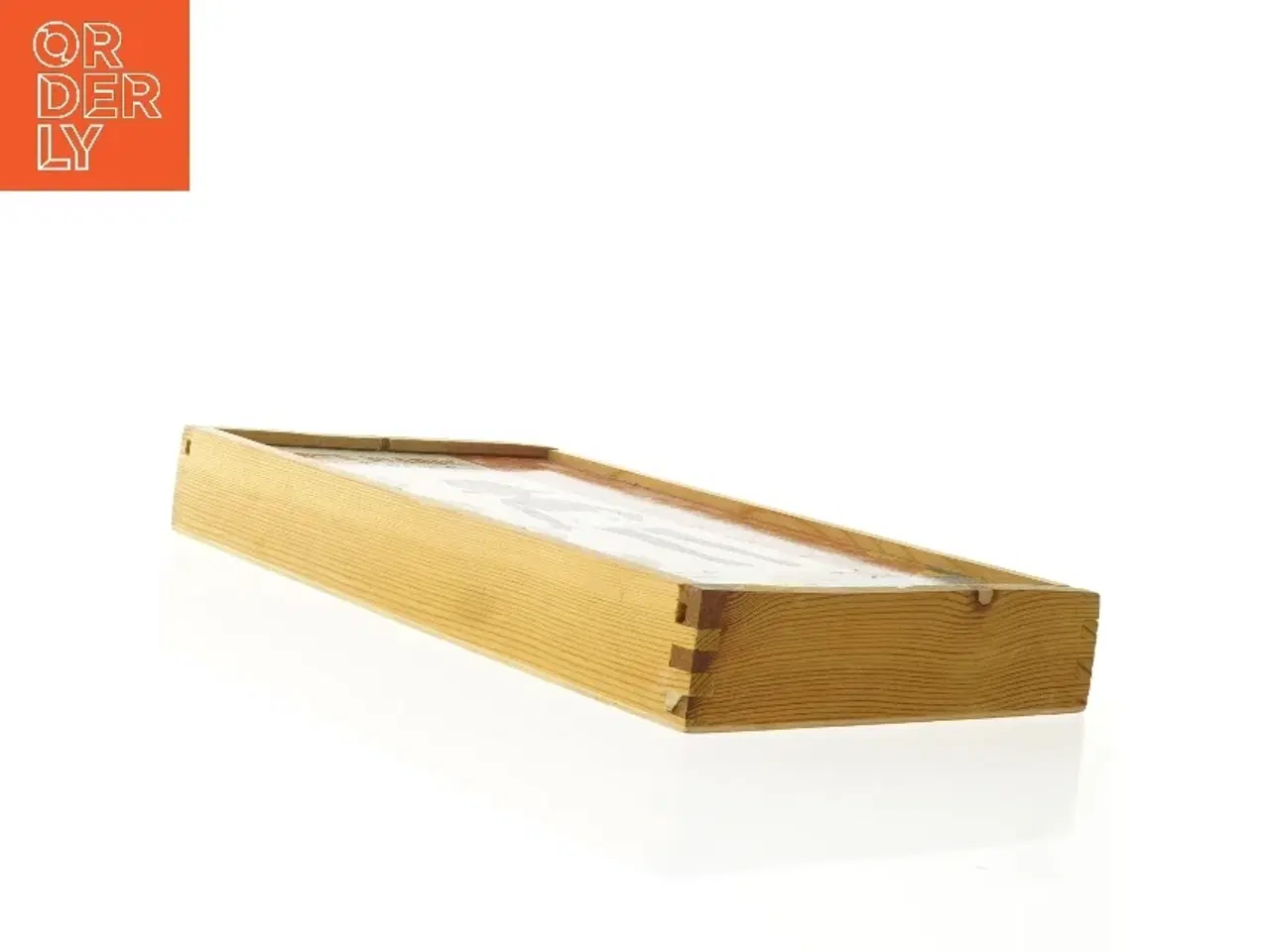 Billede 5 - Vintage påklædningsdukke med tøj og tilbehør (str. 29 x 18 cm)