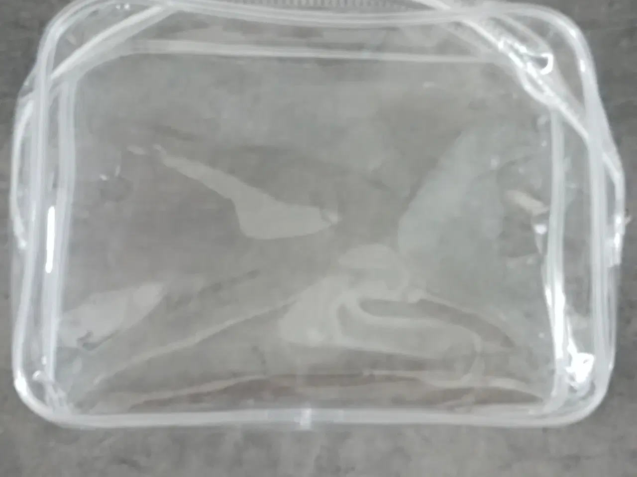 Billede 3 - Taske Af Plastik