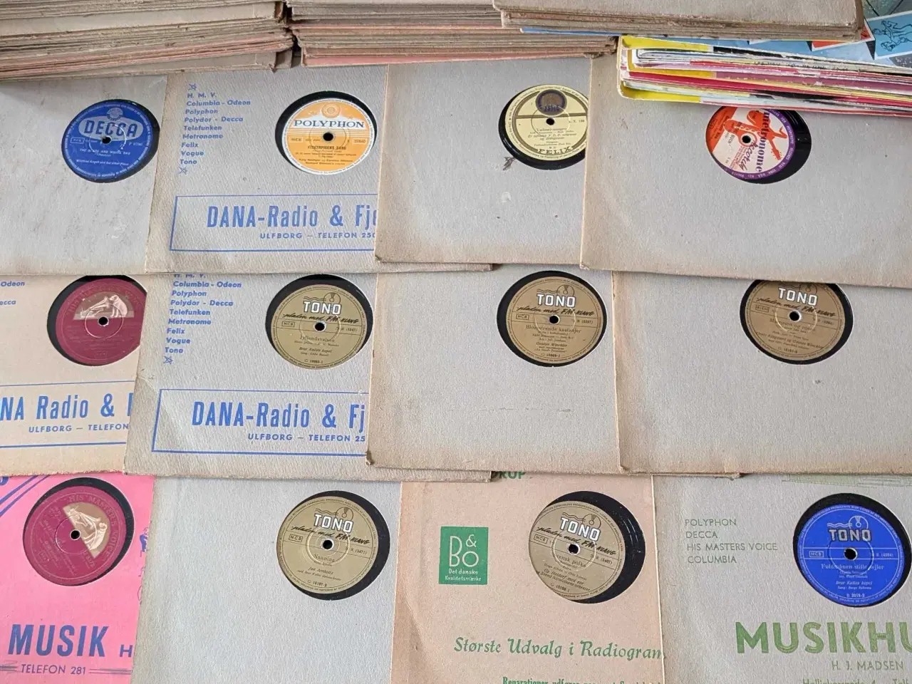 Billede 2 - Pladerne og pladespiller 