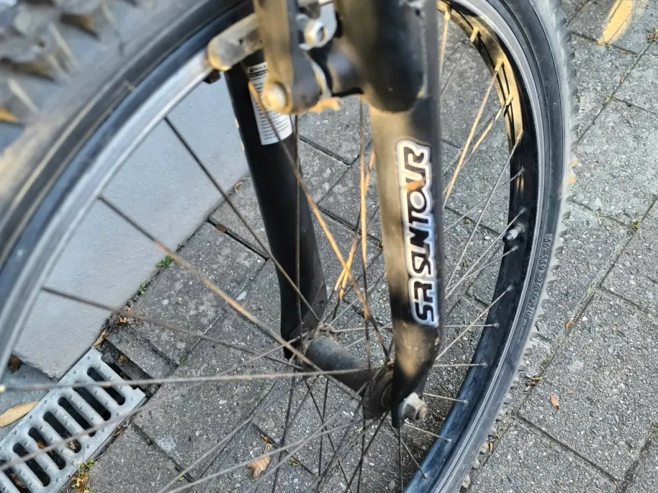 Billede 15 - Blå Rocky børne mountainbike med 26" hjul