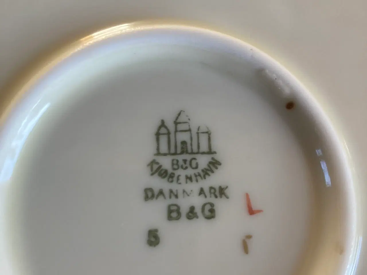 Billede 3 - Suppeterrin med låg.