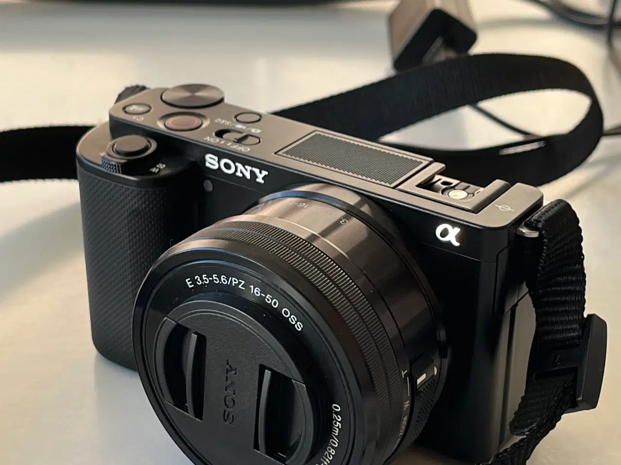Billede 1 - Sony ZV-E10 + 16-50mm linse – perfekt til foto