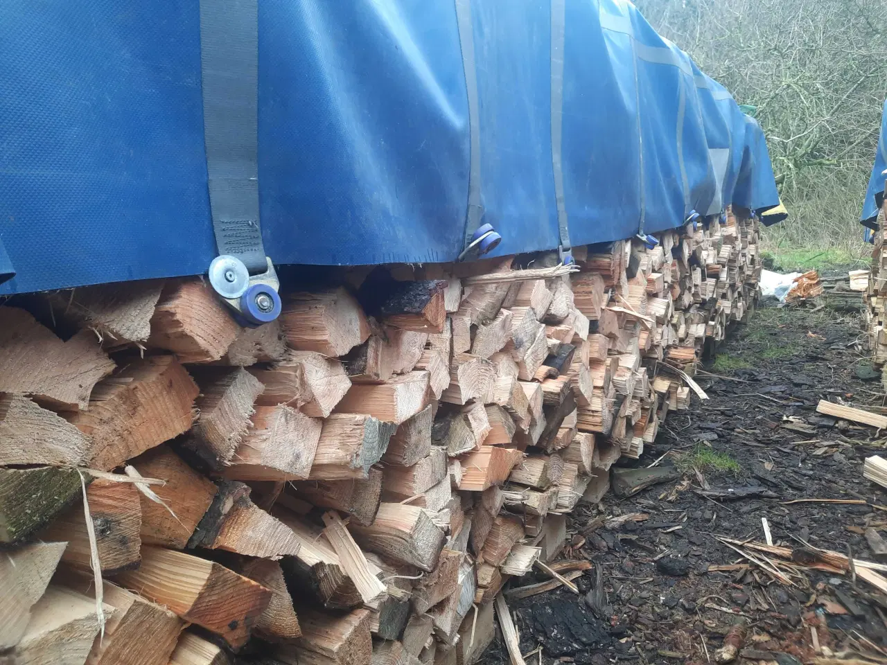 Billede 2 - Fyringsklar brænde