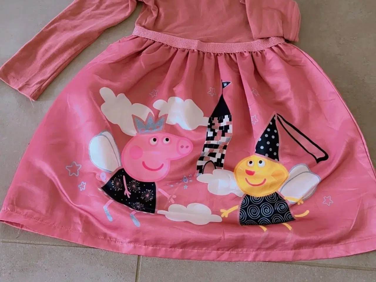 Billede 3 - Gurli Gris kjole - str 98