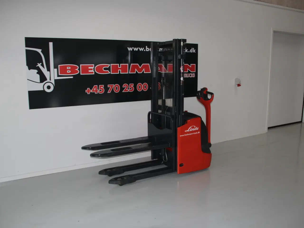 Billede 7 - Linde L12 stabler til at gå bagved