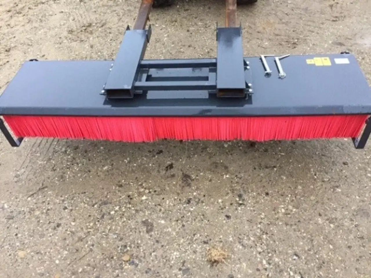 Billede 2 - Kost / fejekost