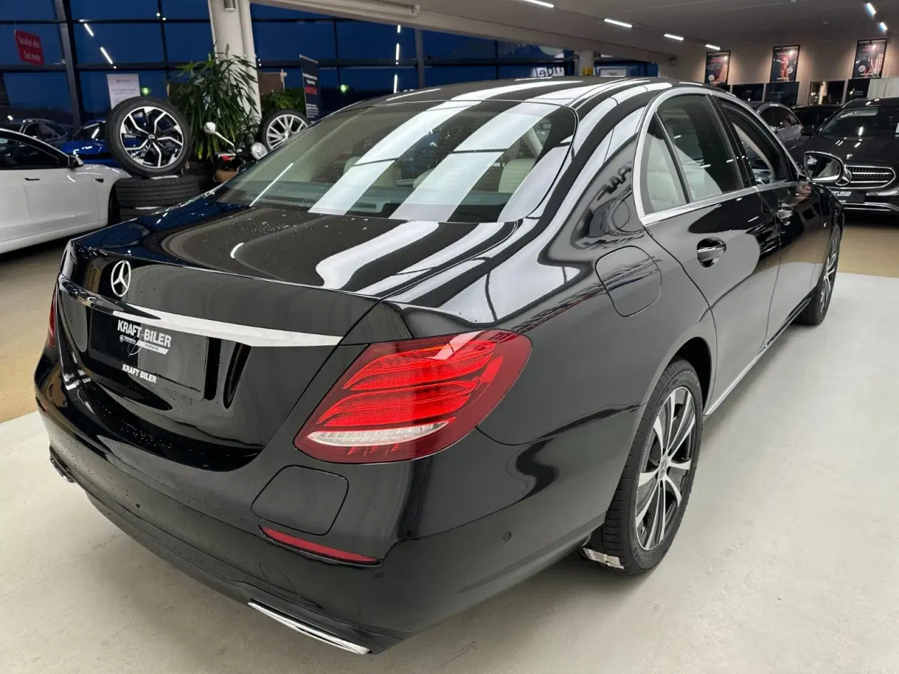 Billede 5 - Mercedes E300 de 2,0 Avantgarde aut.