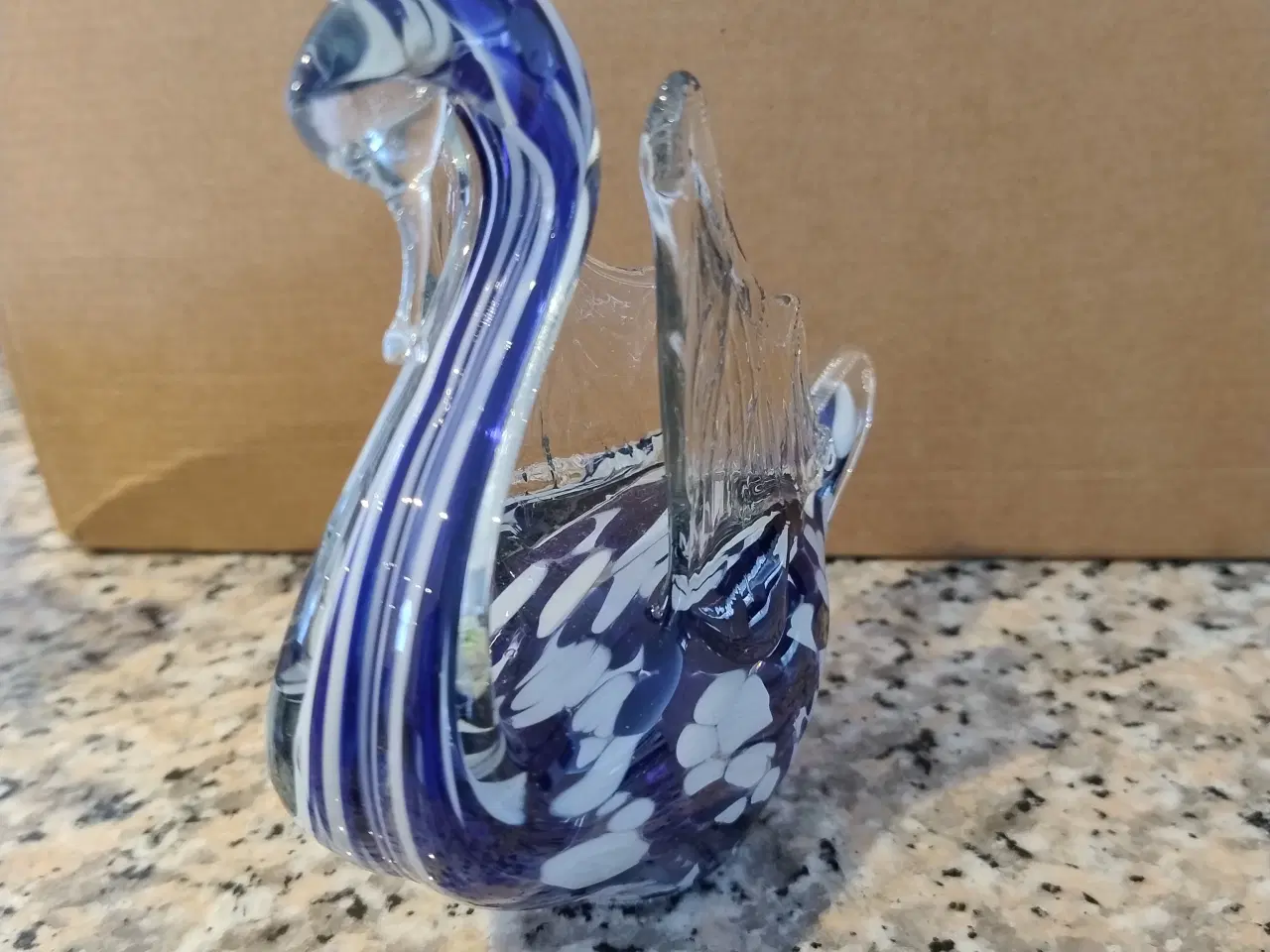 Billede 2 - Lille Svane i glas