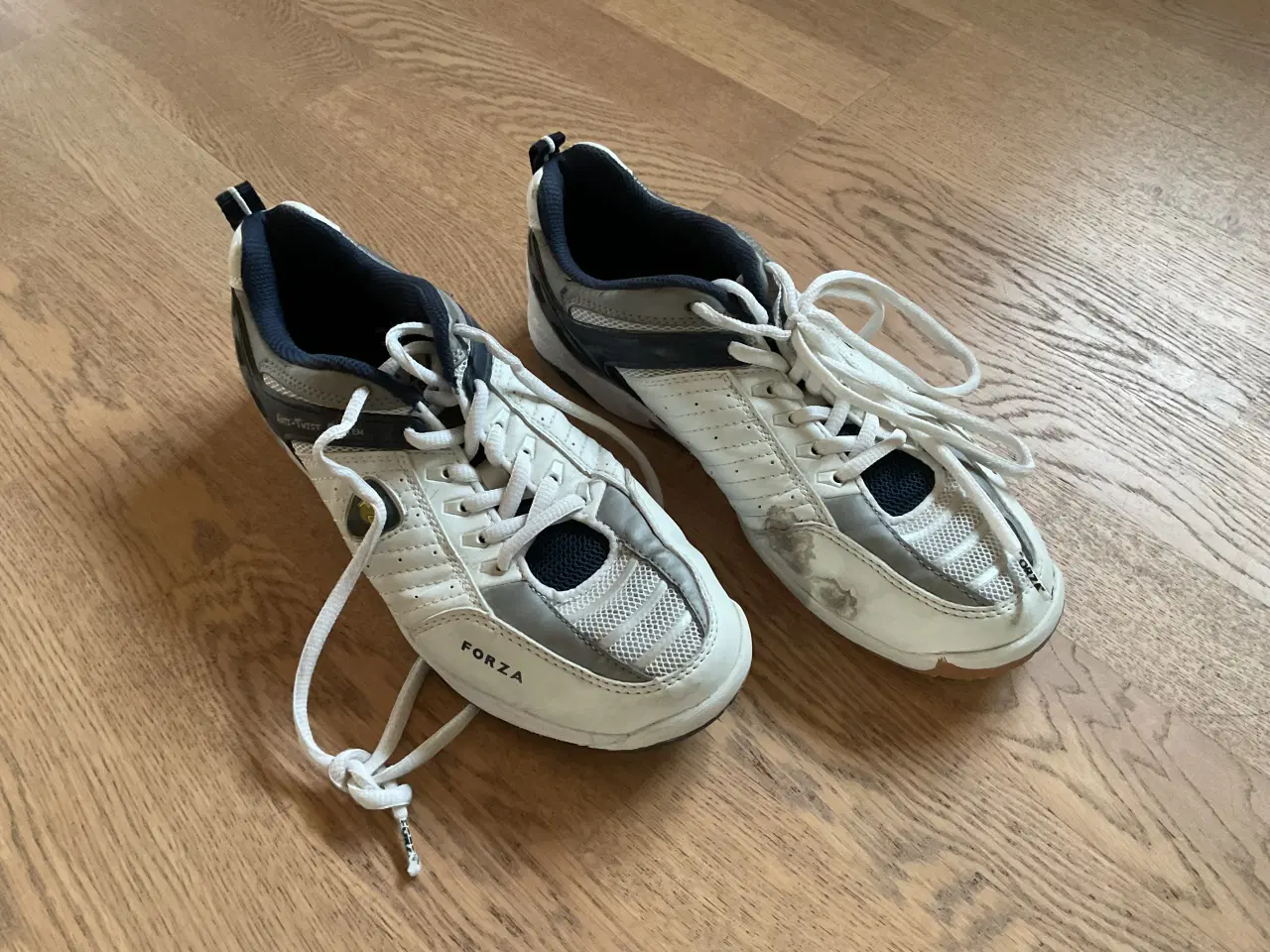 Billede 1 - FORZA badmintonsko str 41