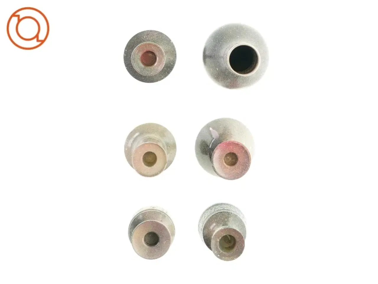 Billede 2 - 5 lysestager og 1 vase i tin. Dekoreret med graffitti maling.