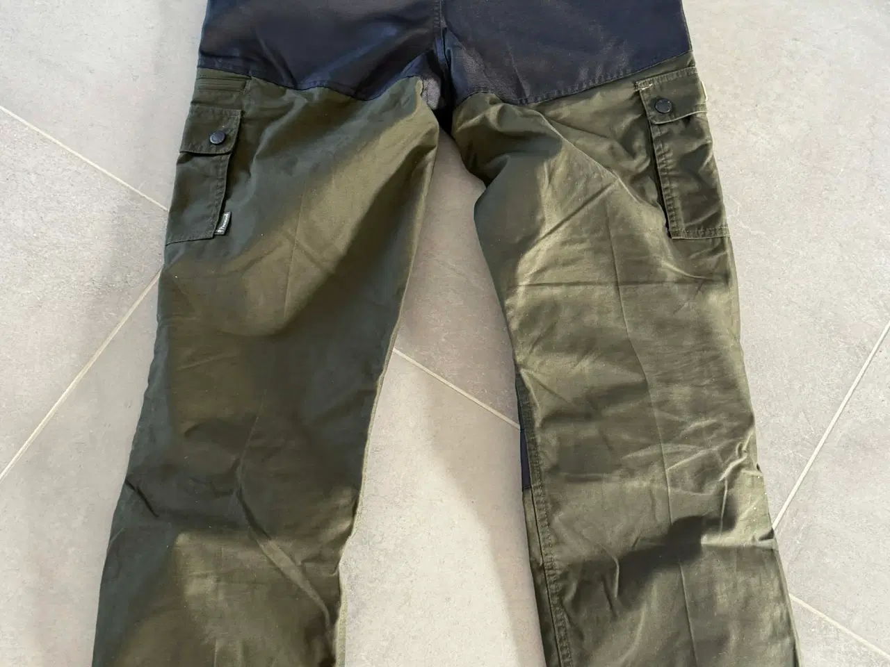 Billede 2 - Pinewood buks str. XS/176