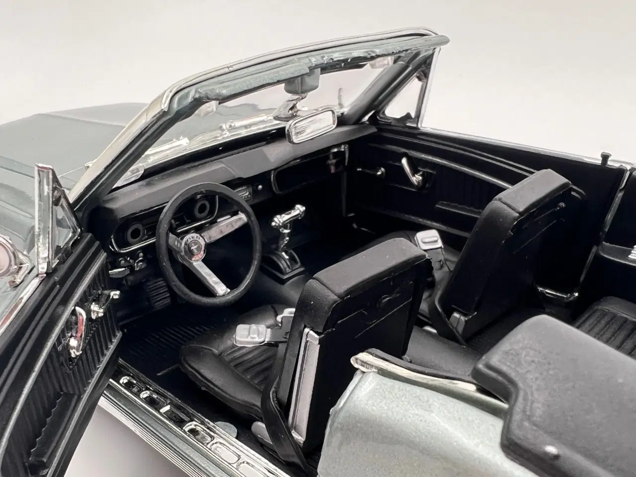 Billede 6 - 1964 Ford Mustang Convertible 1:18  1964½ model