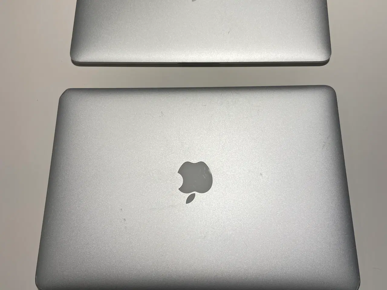 Billede 1 - 2 fine MacBook en fra 2016 og en fra 2017