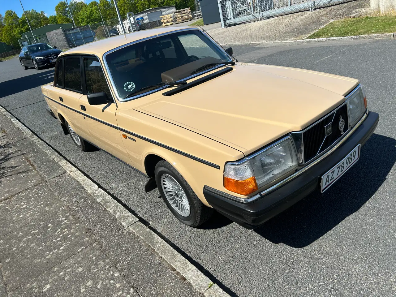 Billede 4 - Volvo 240 GL Aut årg 1984