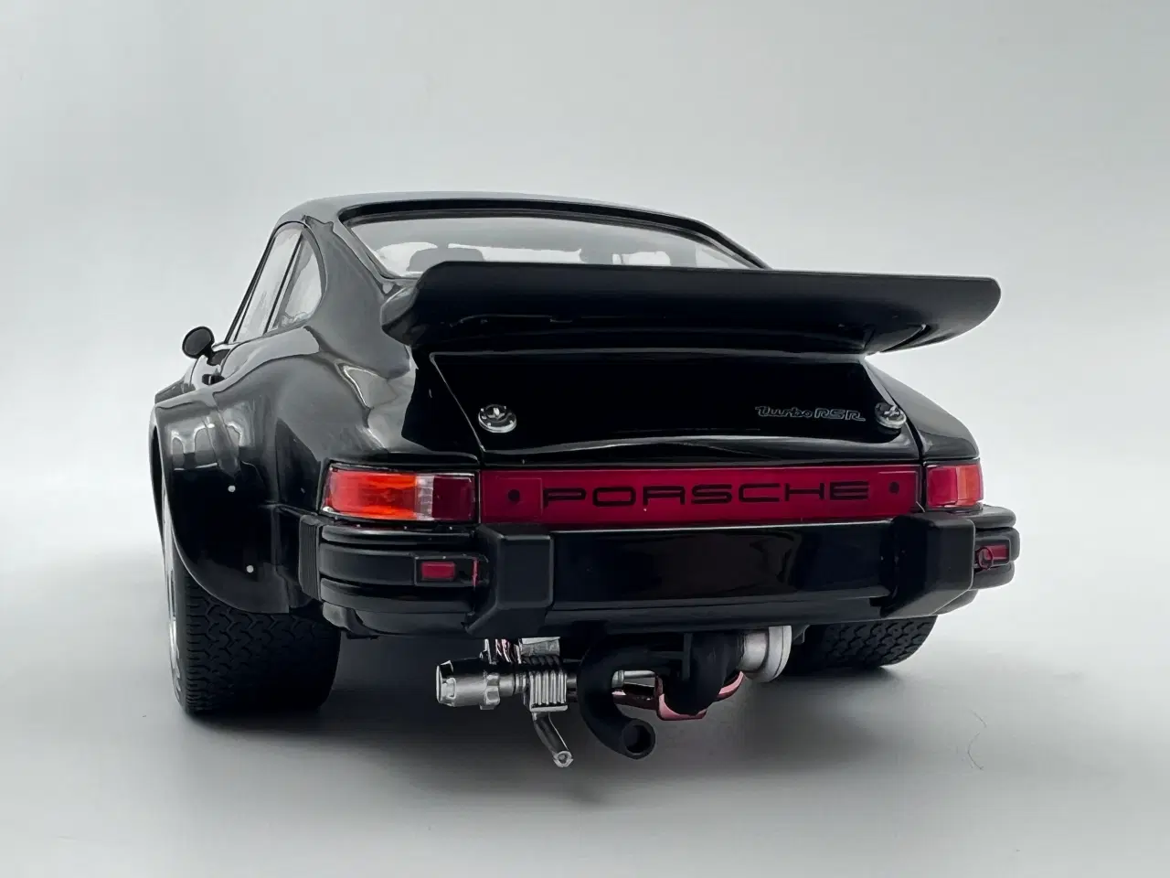 Billede 6 - 1976 Porsche 934 RSR ( 911 ) 1:18  Super flot 