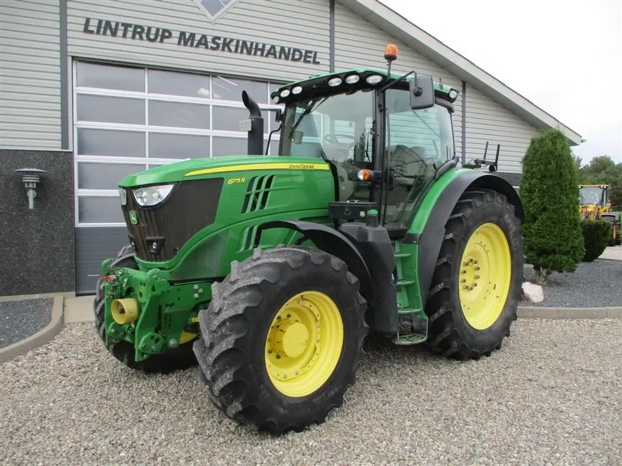 Billede 8 - John Deere 6175R frontlift og frontPTO