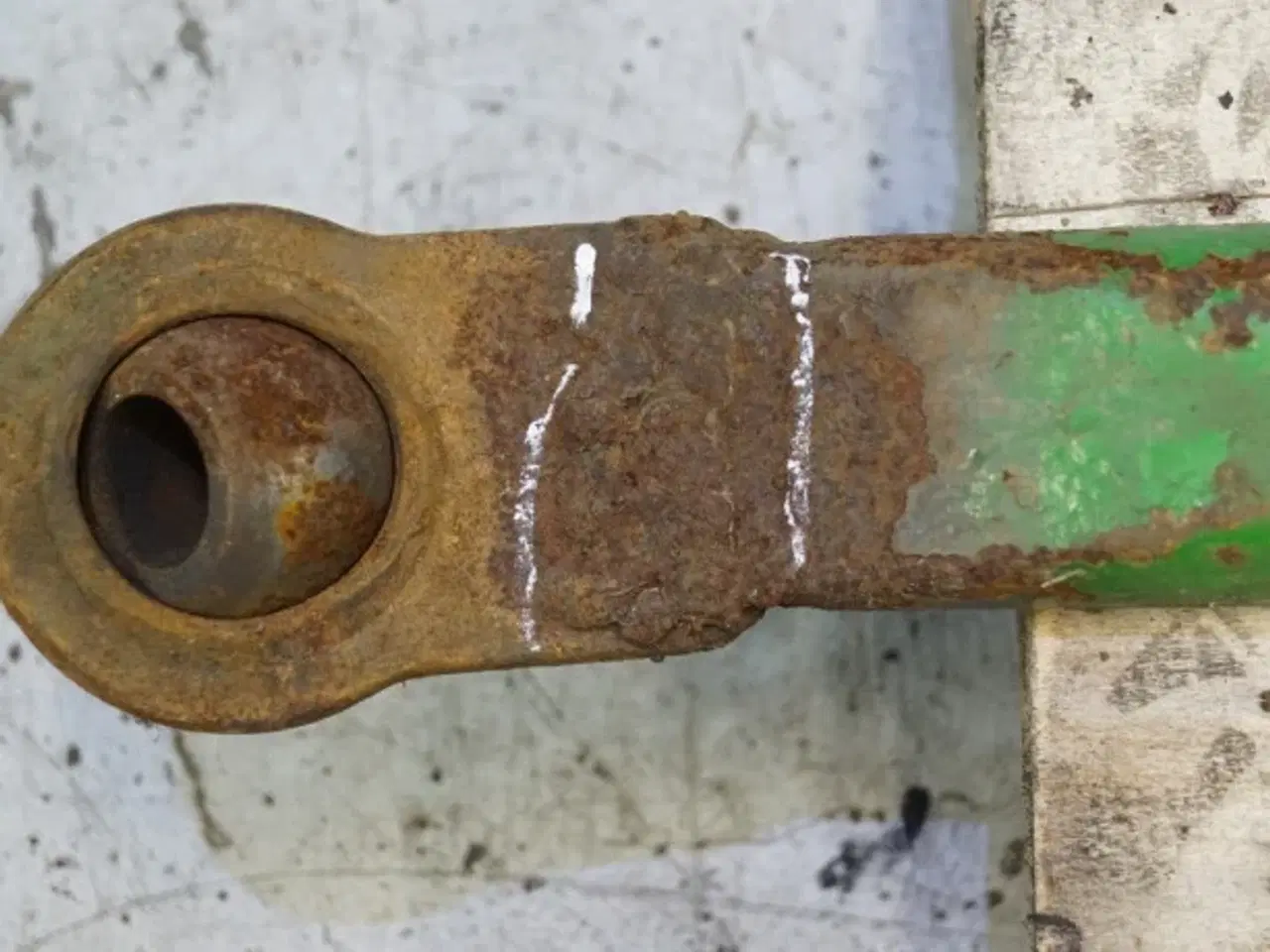 Billede 9 - John Deere 4040 L.H. Liftarm AR80667