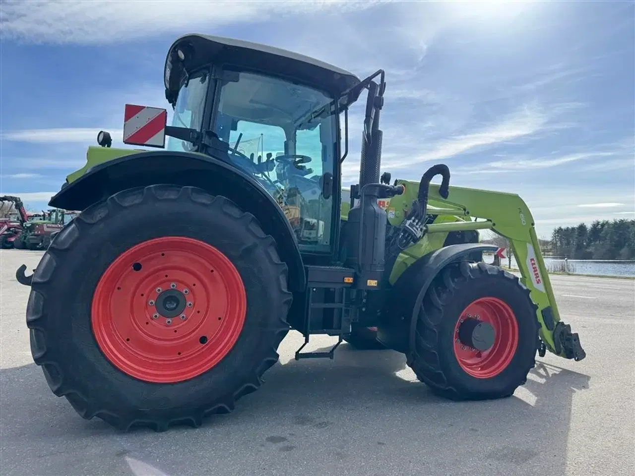 Billede 10 - CLAAS ARION 650 KUN 4600 TIMER OG FULD AFFJEDRING!