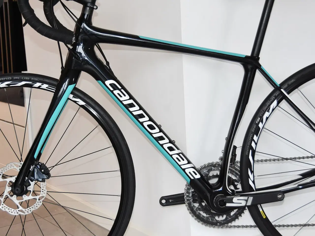 Billede 4 - carbon racercykel med ultegra 22 gear mavic hjul