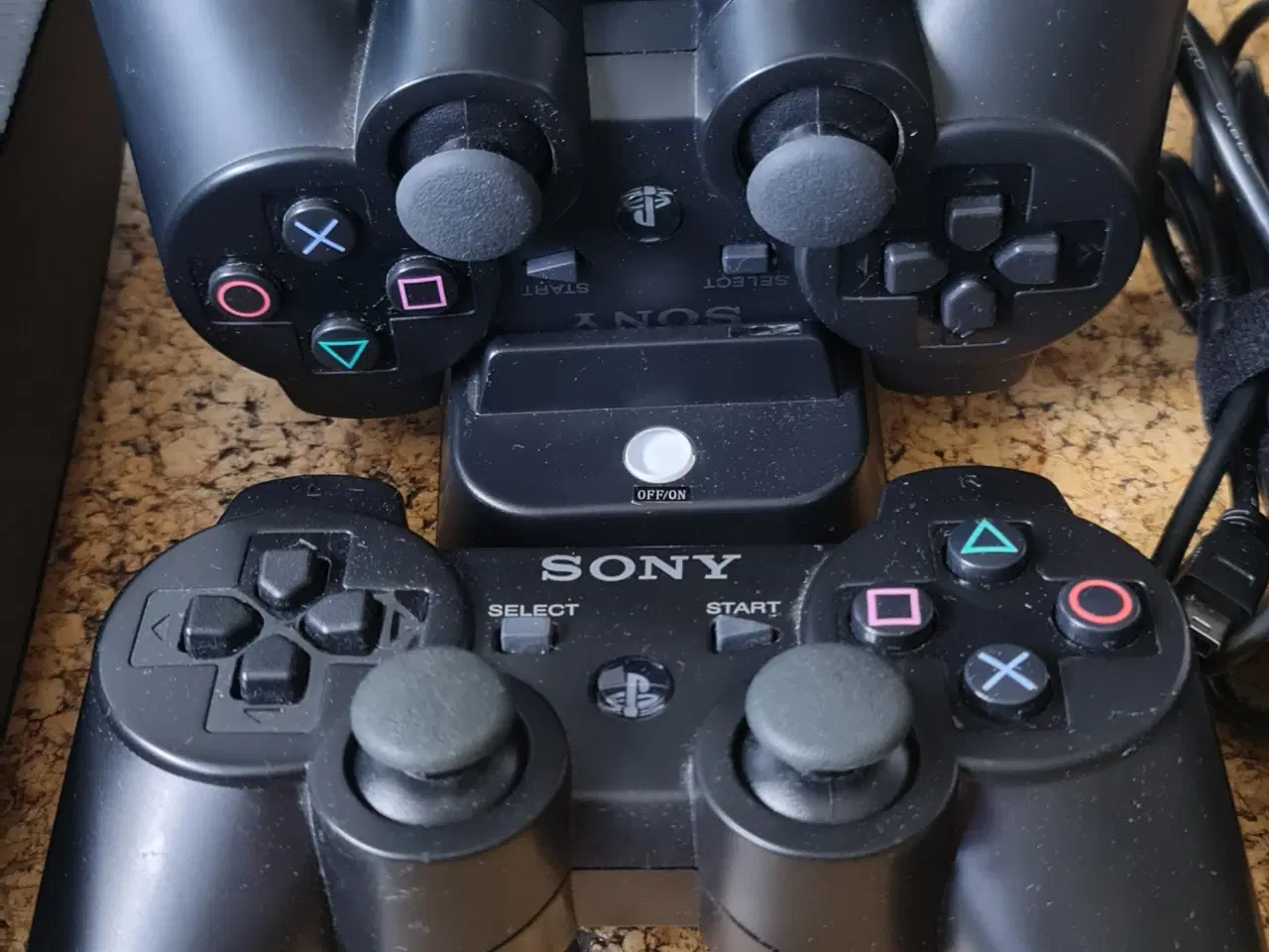 Billede 2 - Playstation 3 med 3 controller, og spil