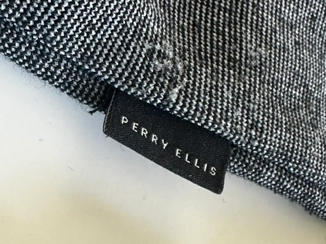 Billede 6 - T-shirts og lette trøjer - Adidas / Perry Ellis 