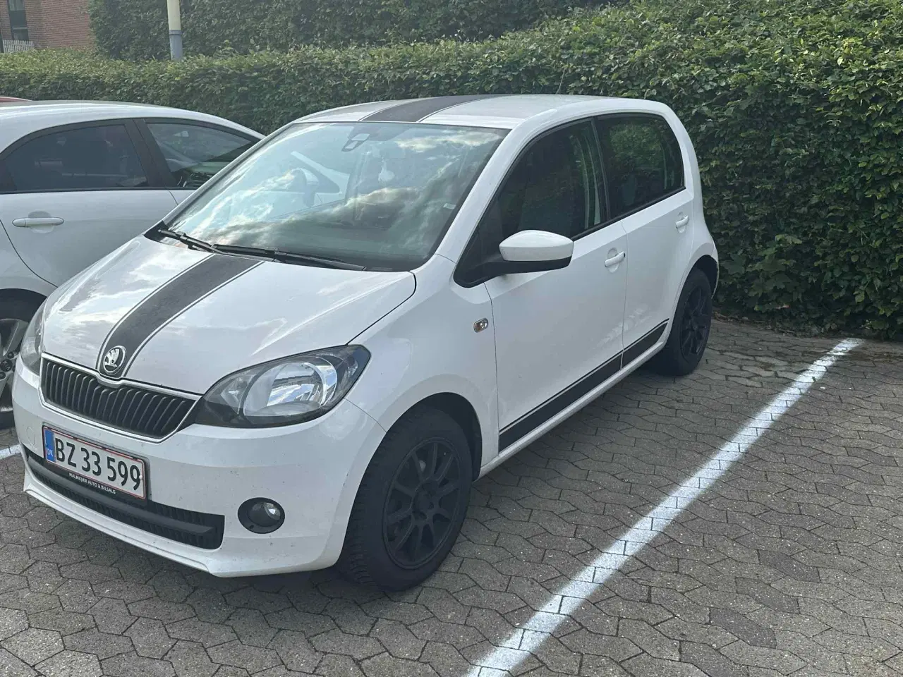 Billede 1 - 1.0 MPI 75 HK 5-dørs Hatchback AUT ( 2014 ) 