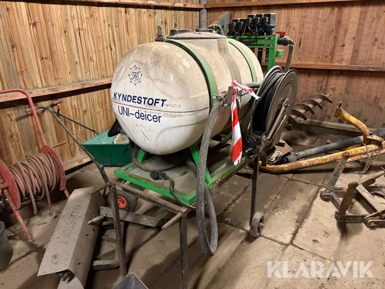Billede 1 - Sprøjte på vogn Kyndestoft UNI-deicer