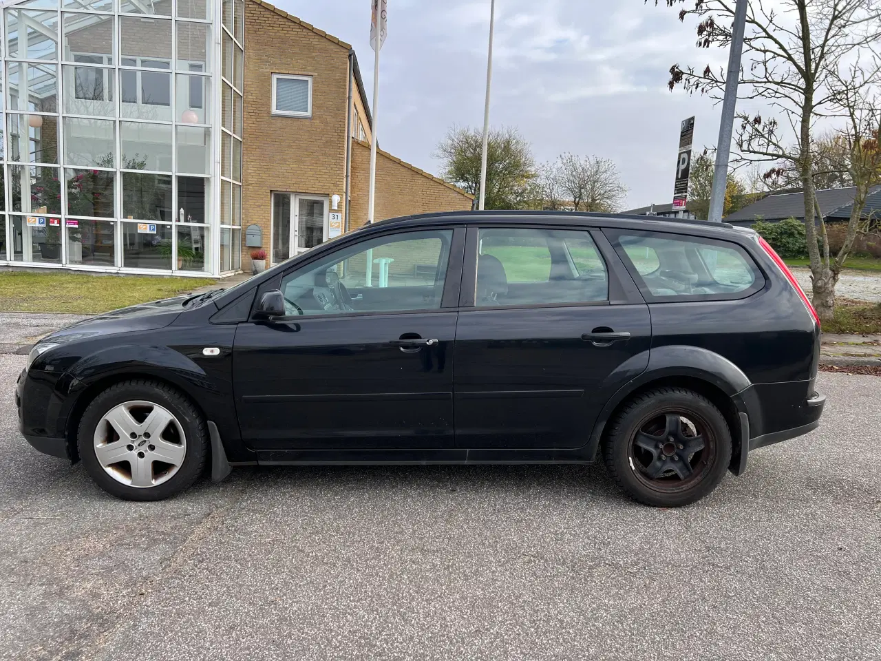 Billede 9 - Ford FOCUS Trend1.6 benzin