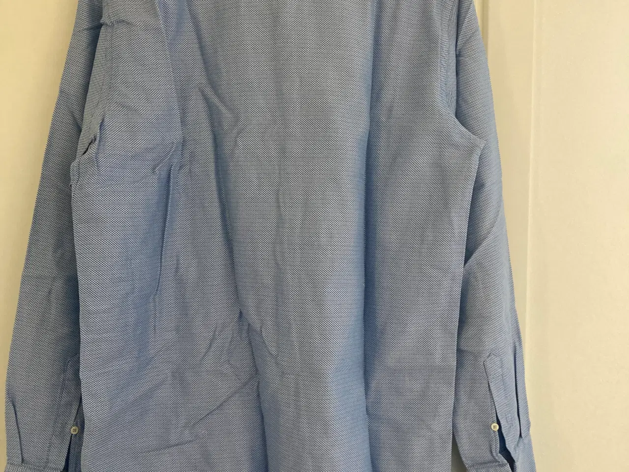Billede 5 - Lysblå mønstret herreskjorte fra SAND; str 42.