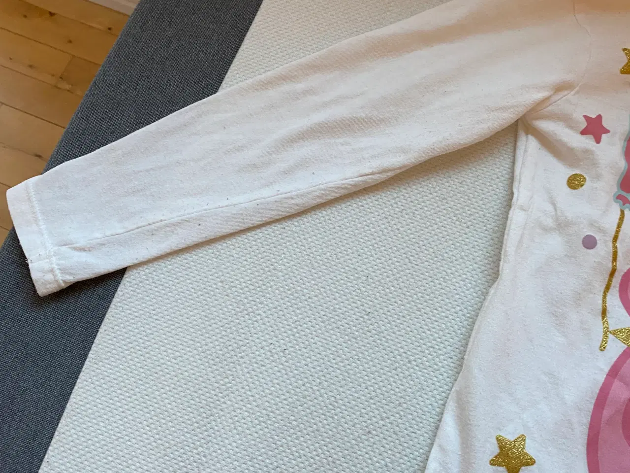 Billede 3 - Natbluse med gurli gris 