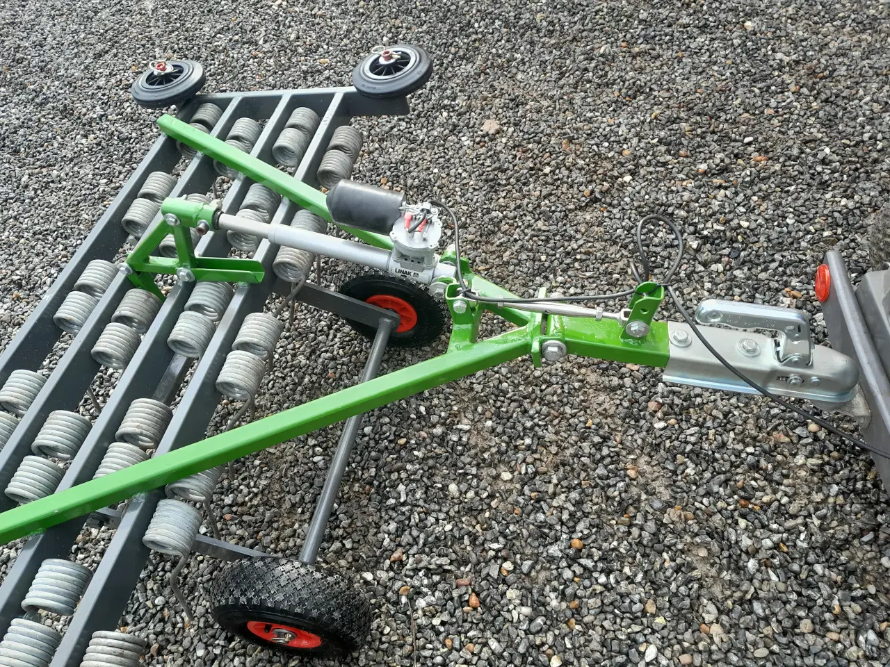 Billede 8 -  Frontplæneklipper Husqvarna R316TXs AWD 