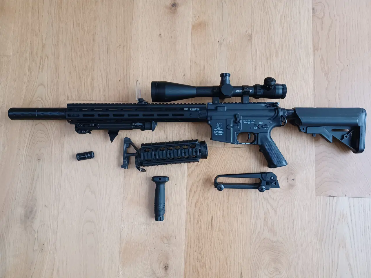 Billede 3 - Ombygget Classic Army M4A1 + masser af reservedele