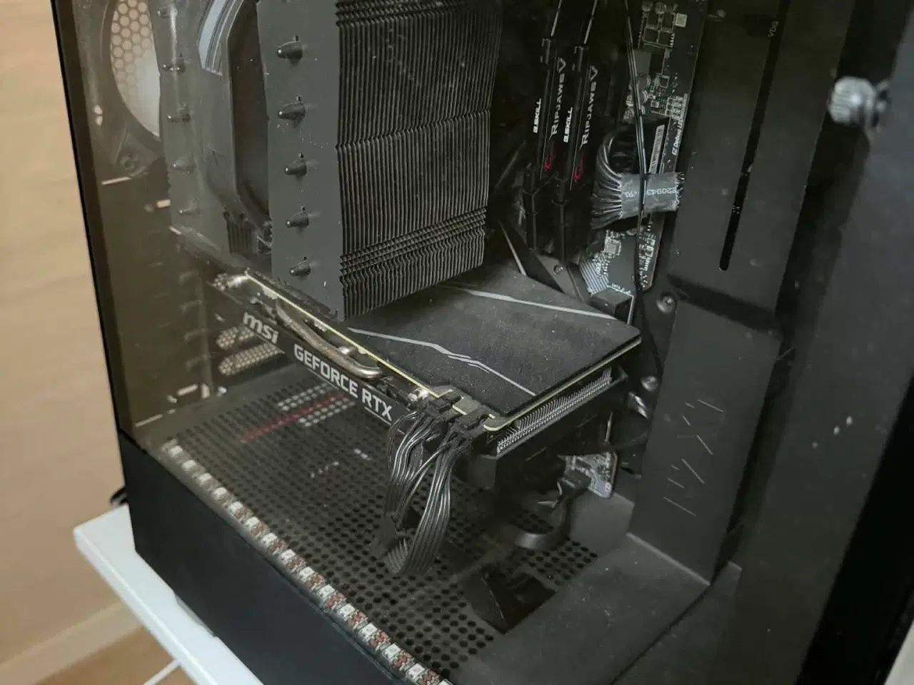 Billede 2 - Kraftig Gaming-PC – RTX 2070 SUPER / Ryzen 7 / 32G