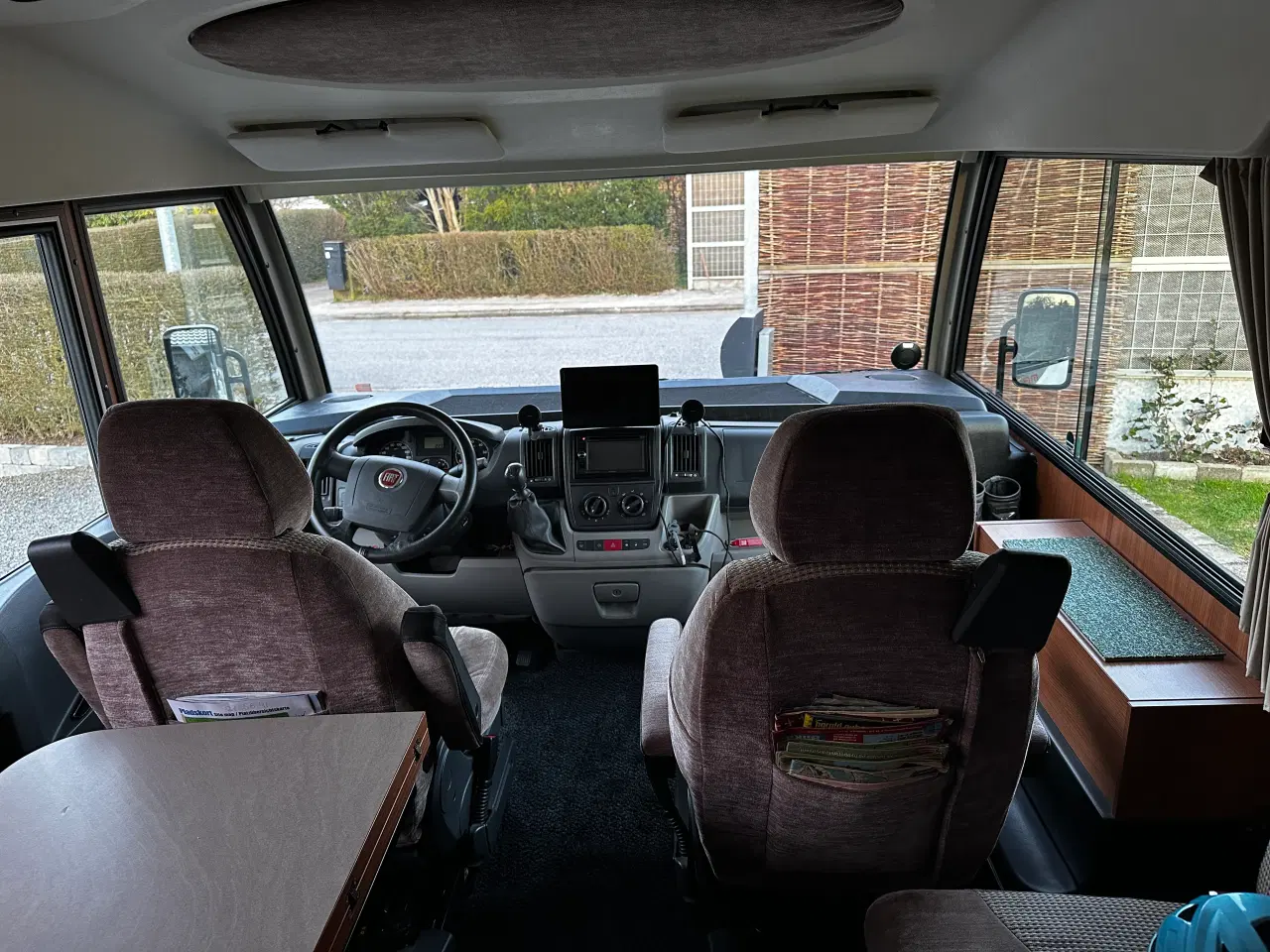 Billede 5 - Velholdt helintegreret ITINEO MB740 autocamper