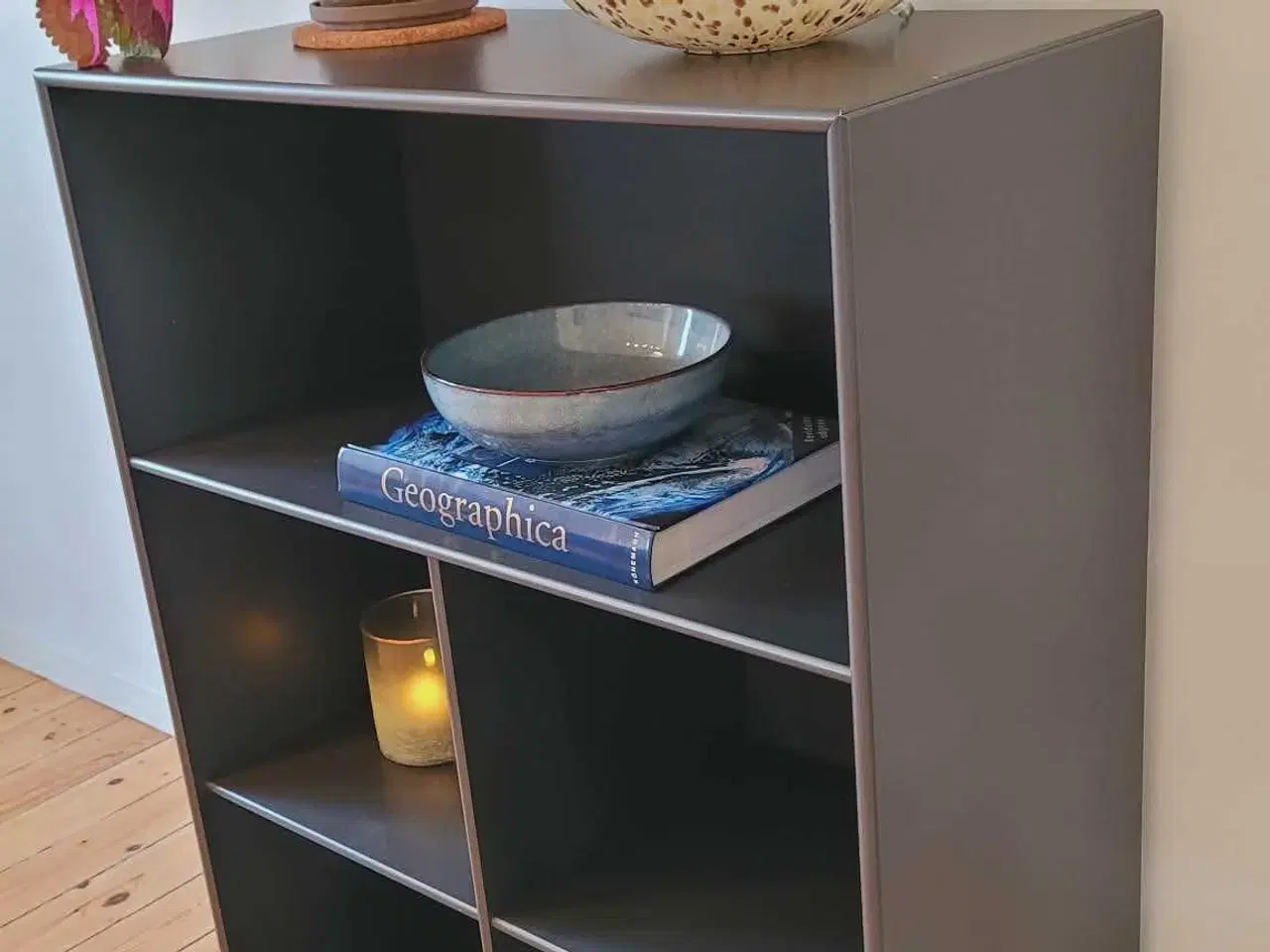 Billede 2 - Montana reol med 4 små rum og 1 stort