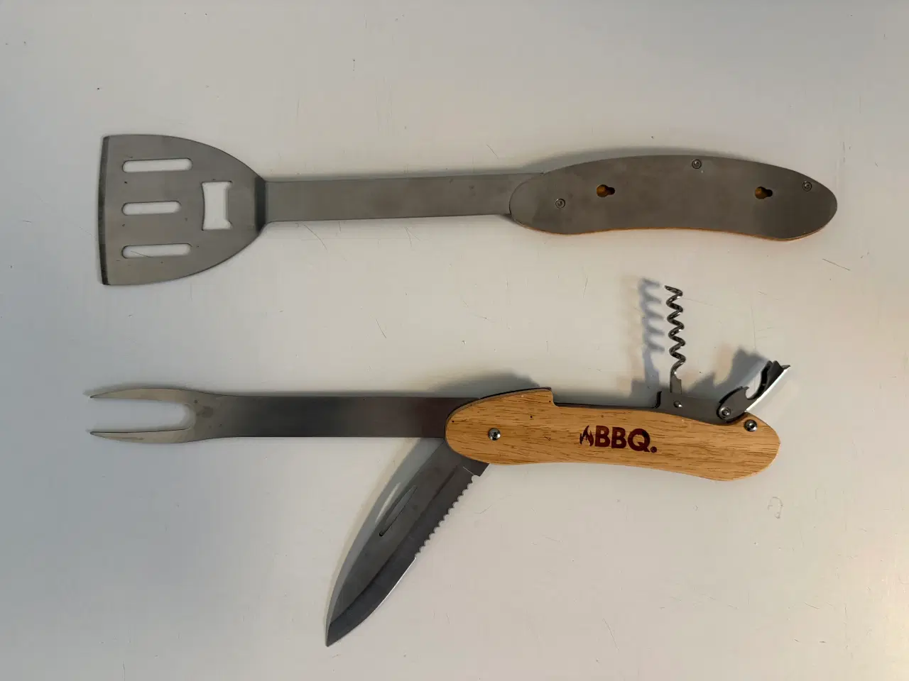 Billede 3 - BBQ multiværktøj grillbestik