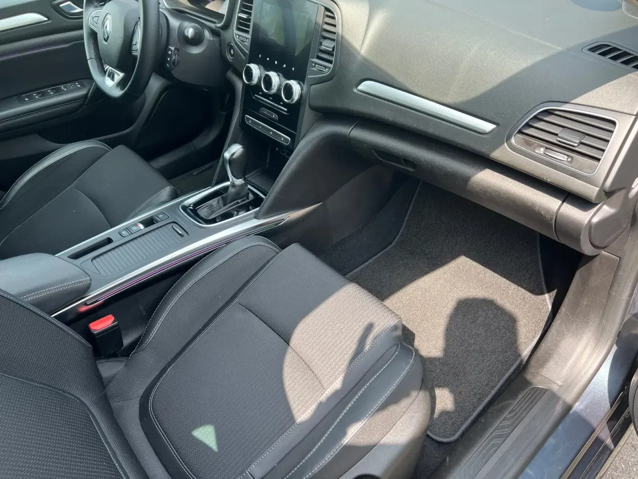 Billede 8 - Renault Megane IV 1,6 E-Tech Intens Sport Tourer