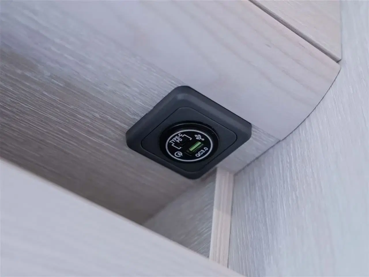 Billede 35 - 2026 - Tourne 6.0 Cruise aut. gear - Black   Den originale Tourne