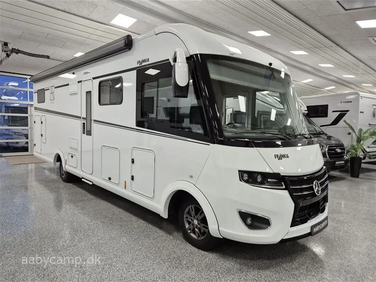 Billede 1 - 0 - Frankia I 8400 QD Platin   Top udrustet Frankia Platin