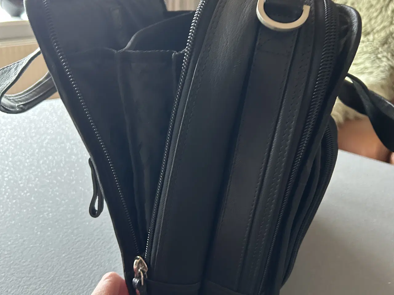 Billede 1 - Computertaske fra Adax