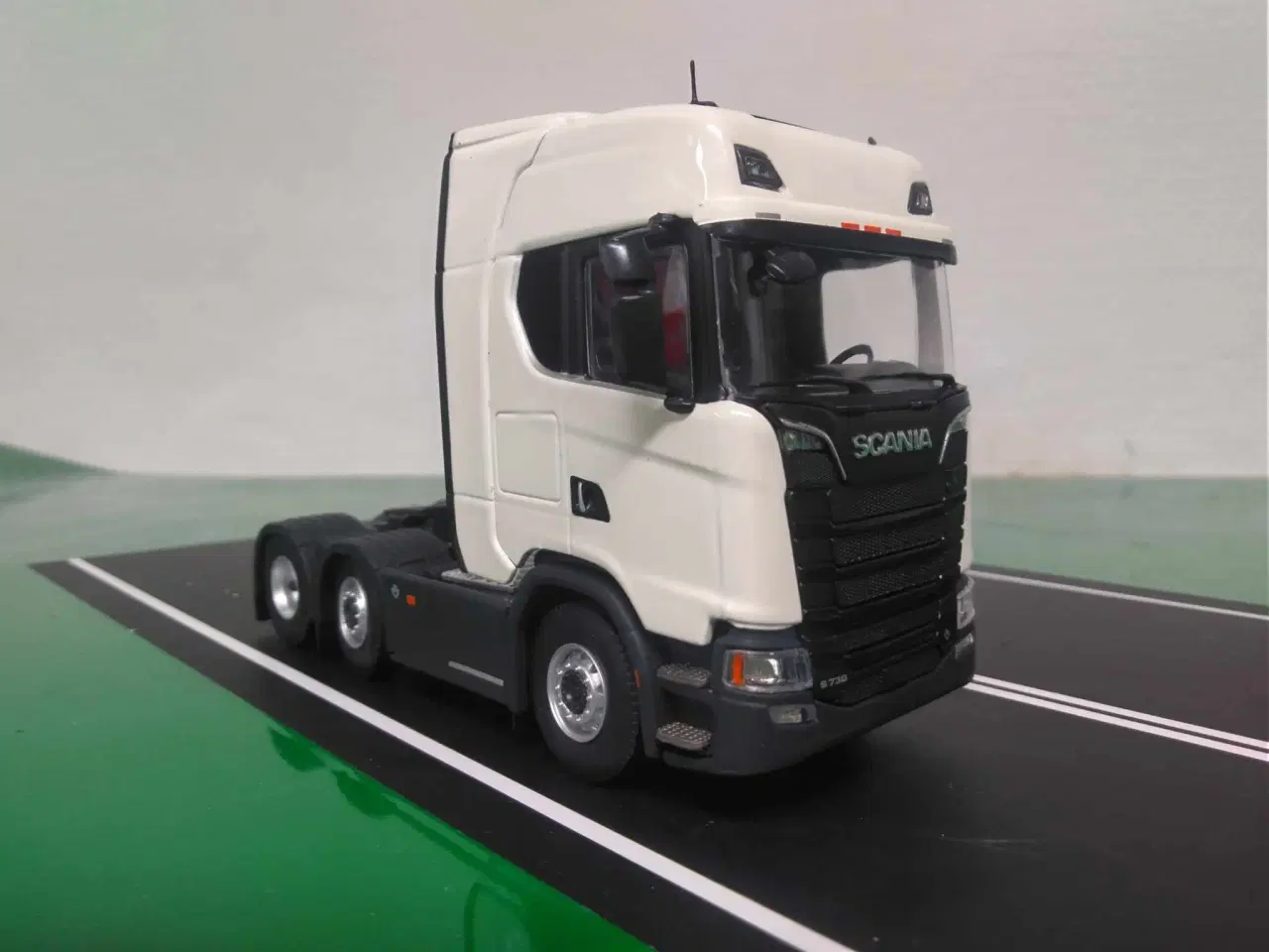 Billede 1 - Scania S730 Modelbil