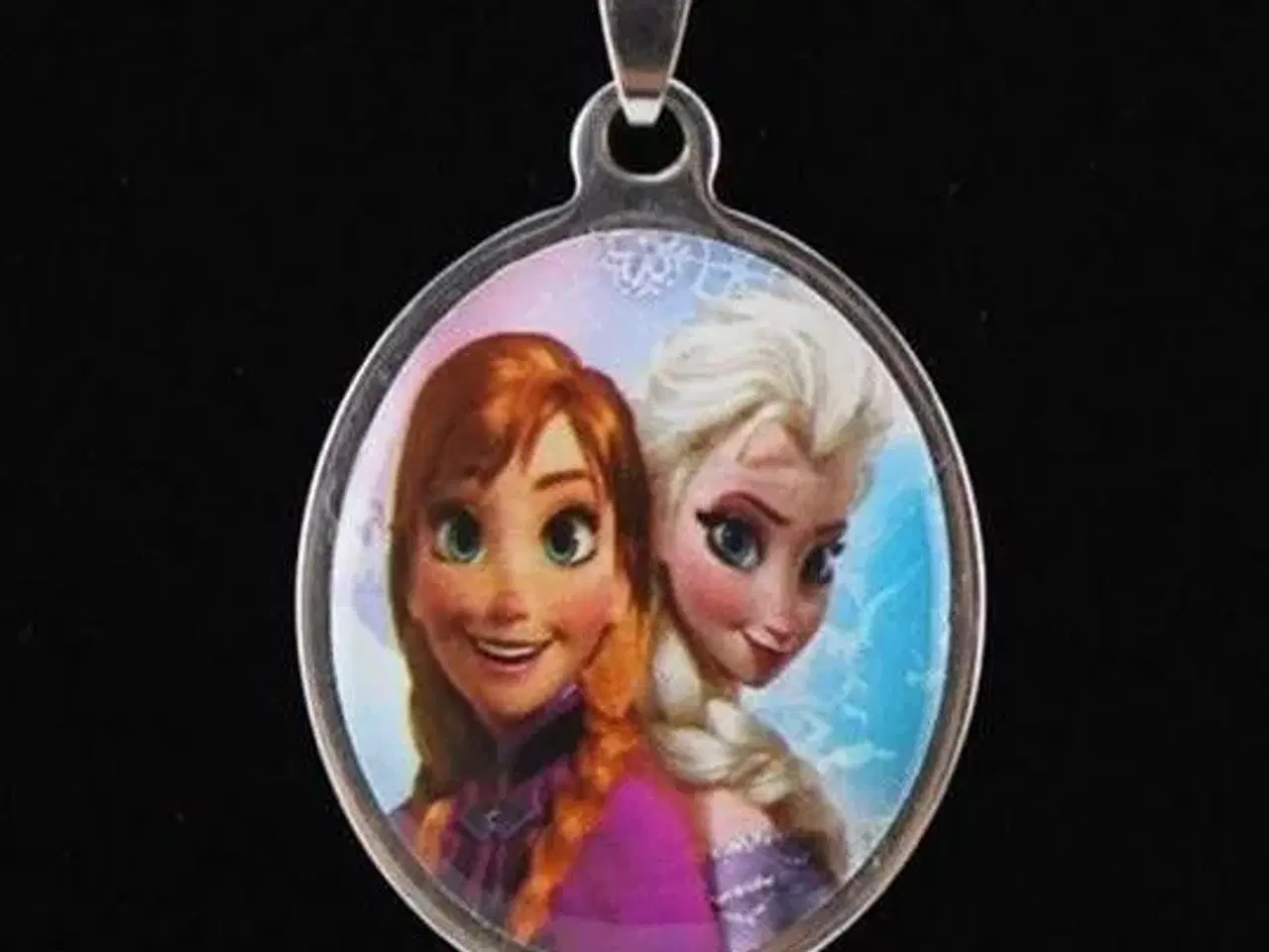 Billede 3 - Frost halskæde med Elsa og Anna halskæde