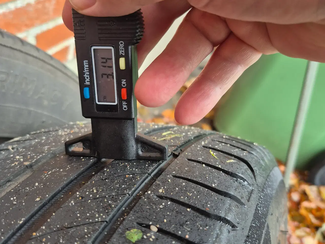 Billede 3 - Alufælge med sommerdæk