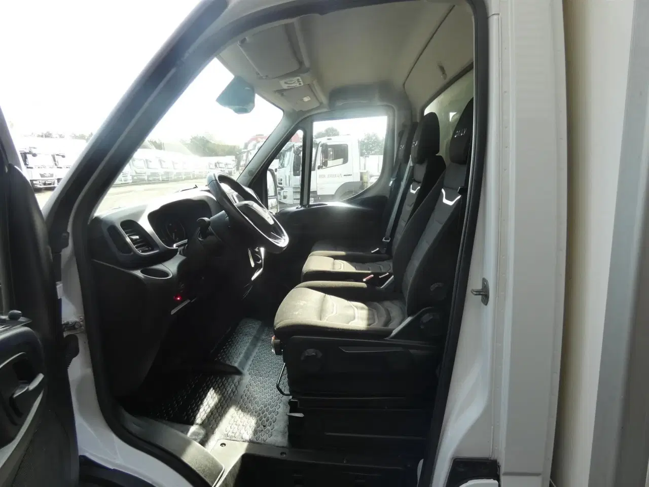 Billede 6 - Iveco Daily 35S16 ALUKASSE/LIFT AG8 2,3 D Hi-Matic 156HK Ladv./Chas. Aut.