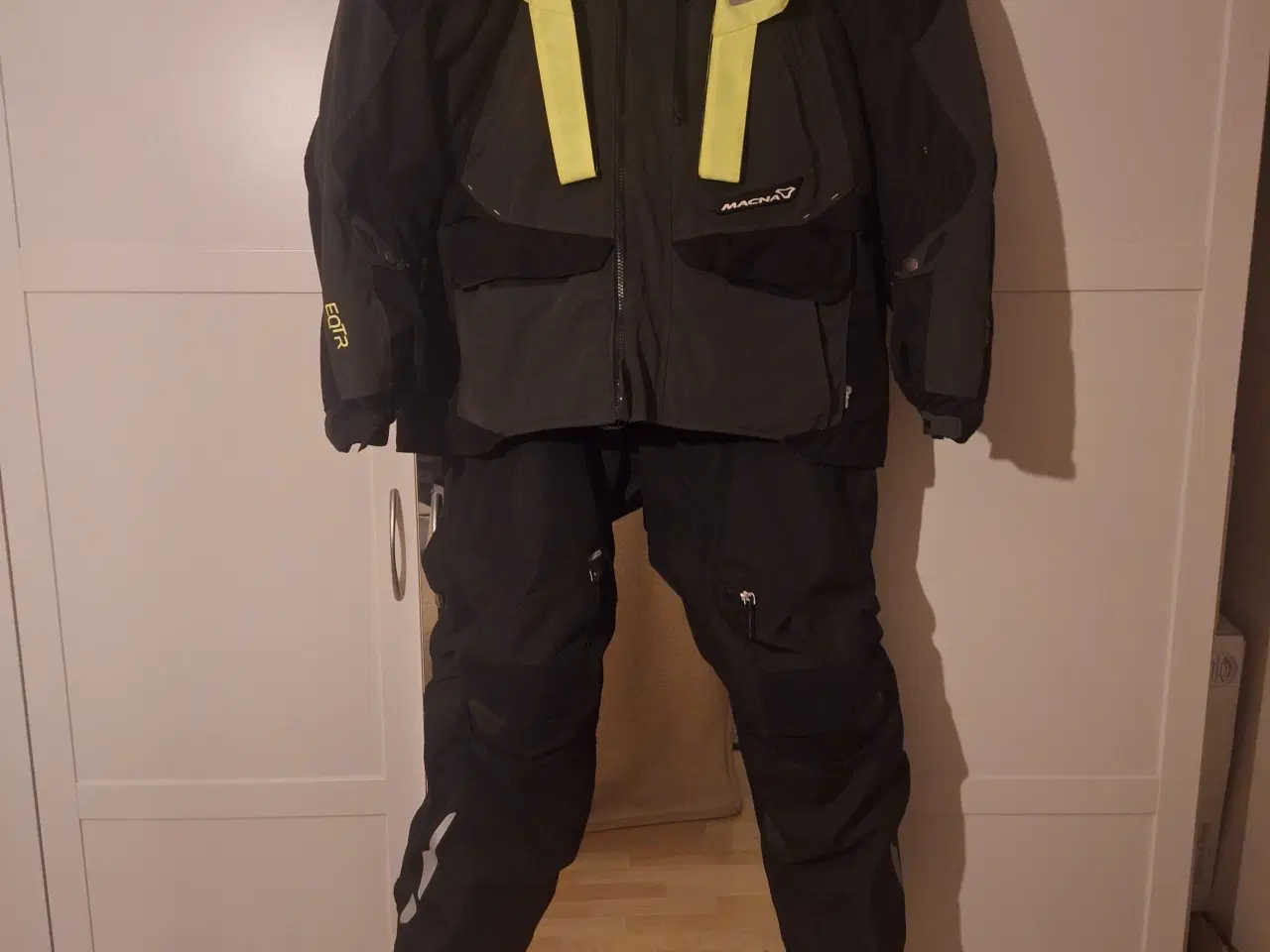 Billede 1 - Mc tøj og udstyr