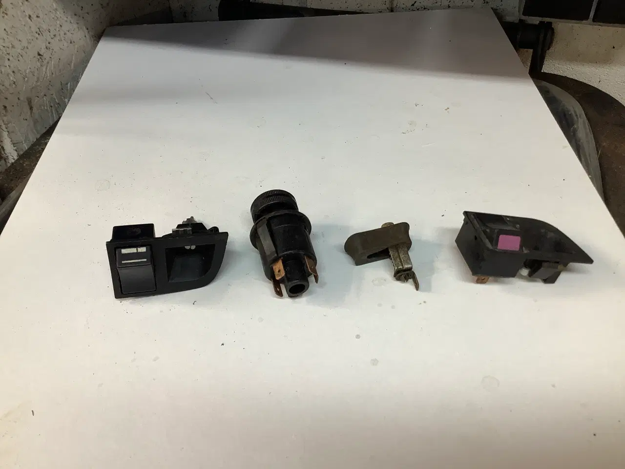 Billede 3 - Div. Lyskontakter til Opel Ascona