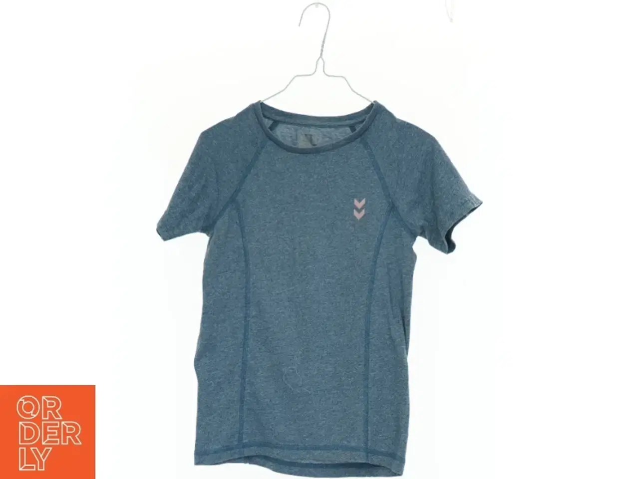 Billede 1 - T-Shirt fra Hummel (str. 128 cm)